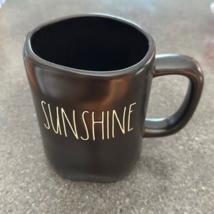 Rae Dunn sunshine mug NWOT
